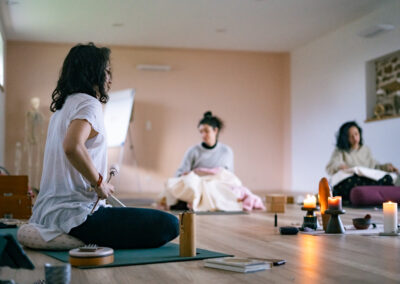 Danse du Dragon et Graine dorée yang du Yin Yoga